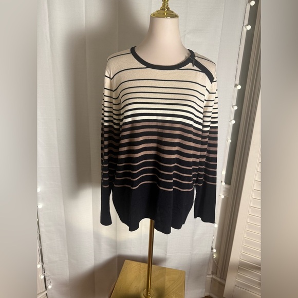 Women’s Striped Crewneck Sweater Black Tan Beige Long Sleeve Size M - Picture 1 of 6